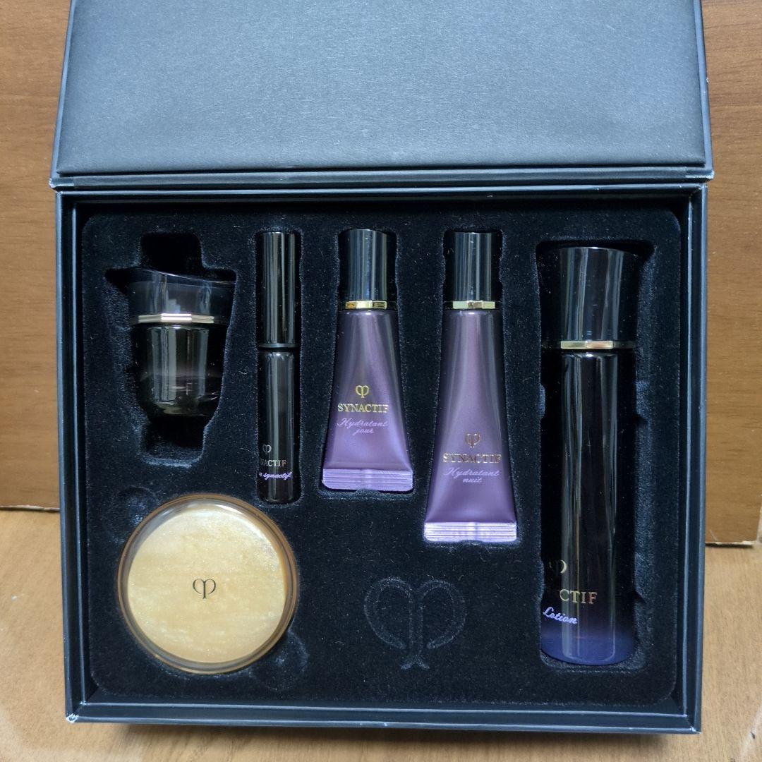 クレ・ド・ポー ボーテ シナクティフ コフレ シナクティフ