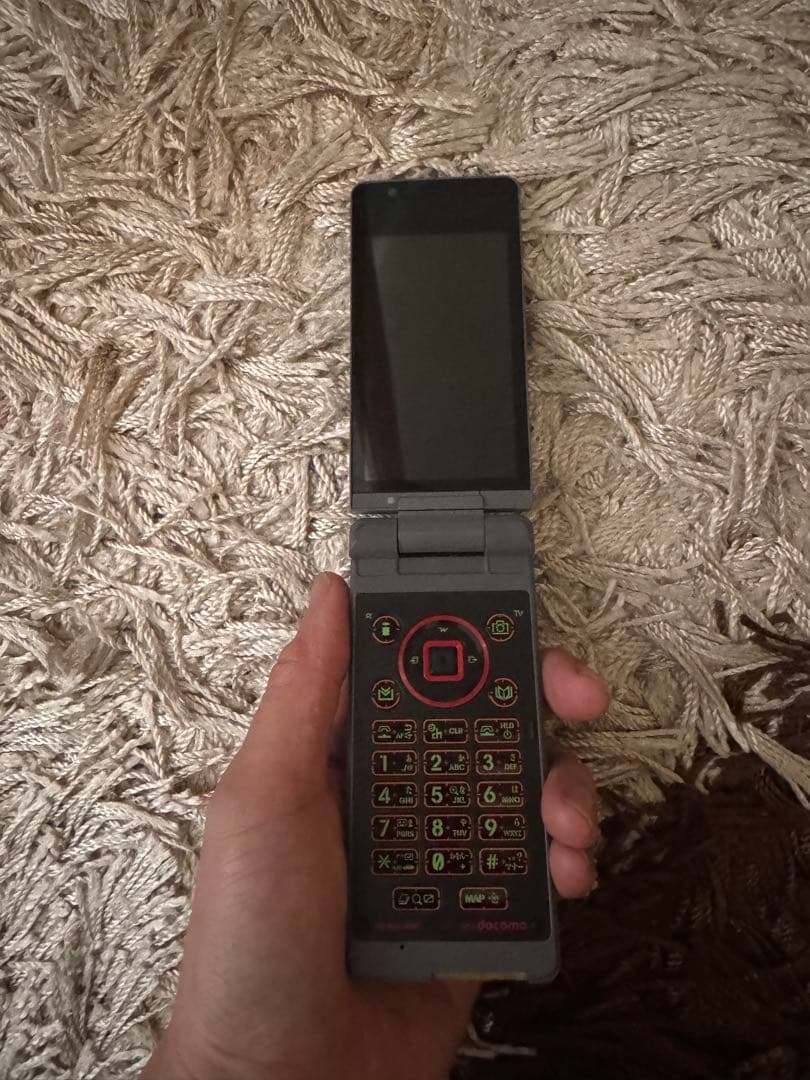 SH-06A NERV エヴァンゲリオン ガラケー 携帯電話 限定品