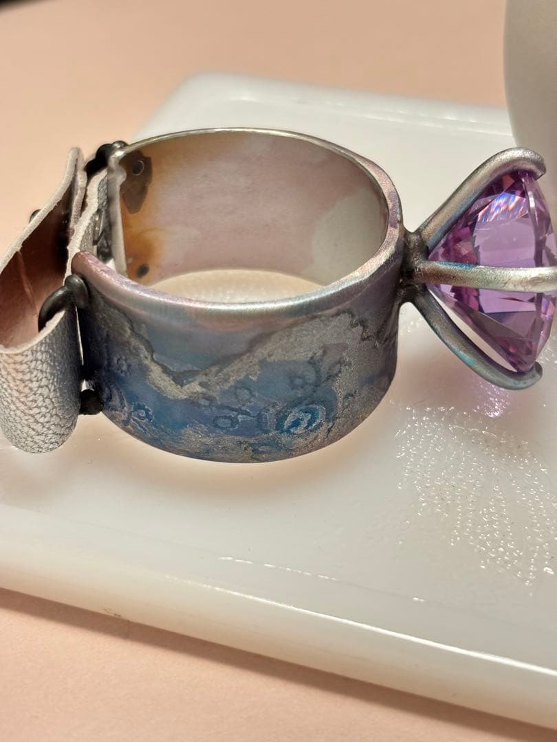 ピンクジルコニア　バングル　レース型押し