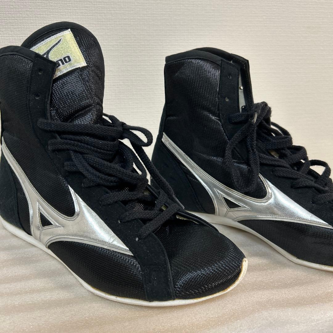 美品！　ミズノボクシングシューズ ブラック/シルバー　25.5cm