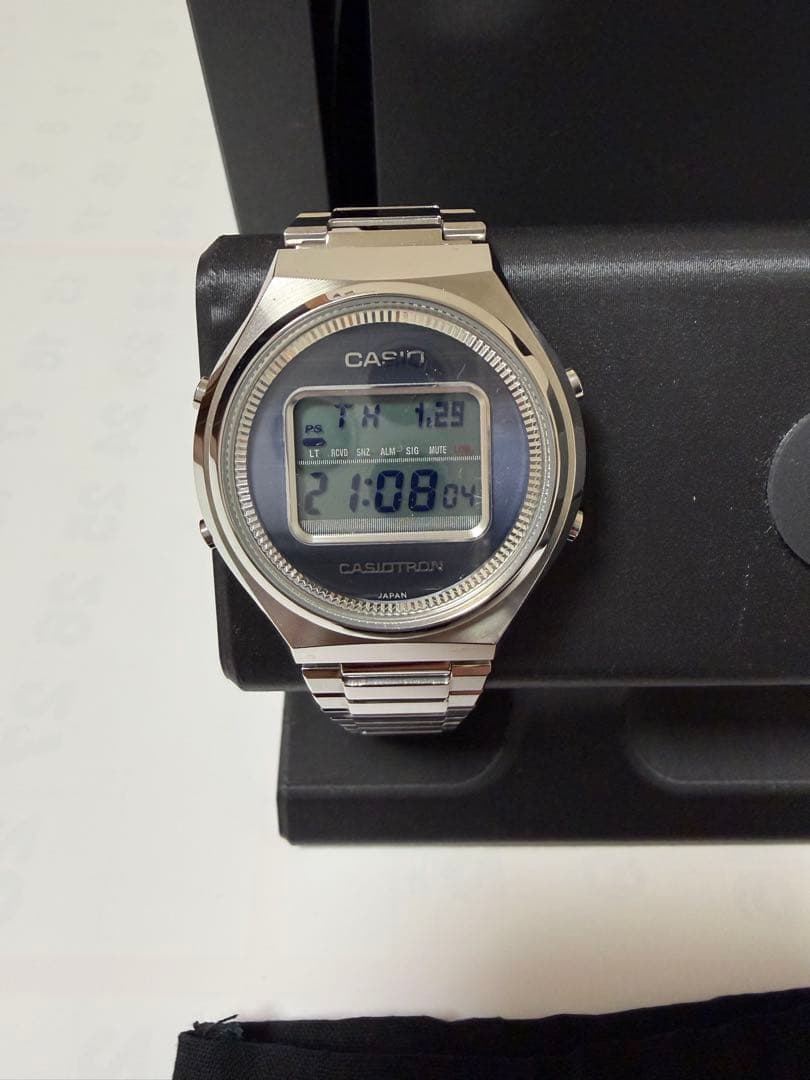 カシオトロン 復刻限定モデル CASIOTRON TRN-50-2AJR