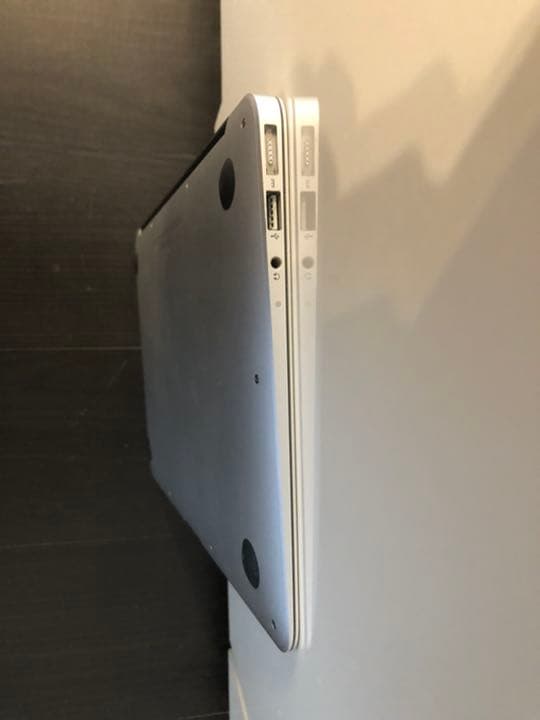 MacBook本体 MacBook Air mid 2012