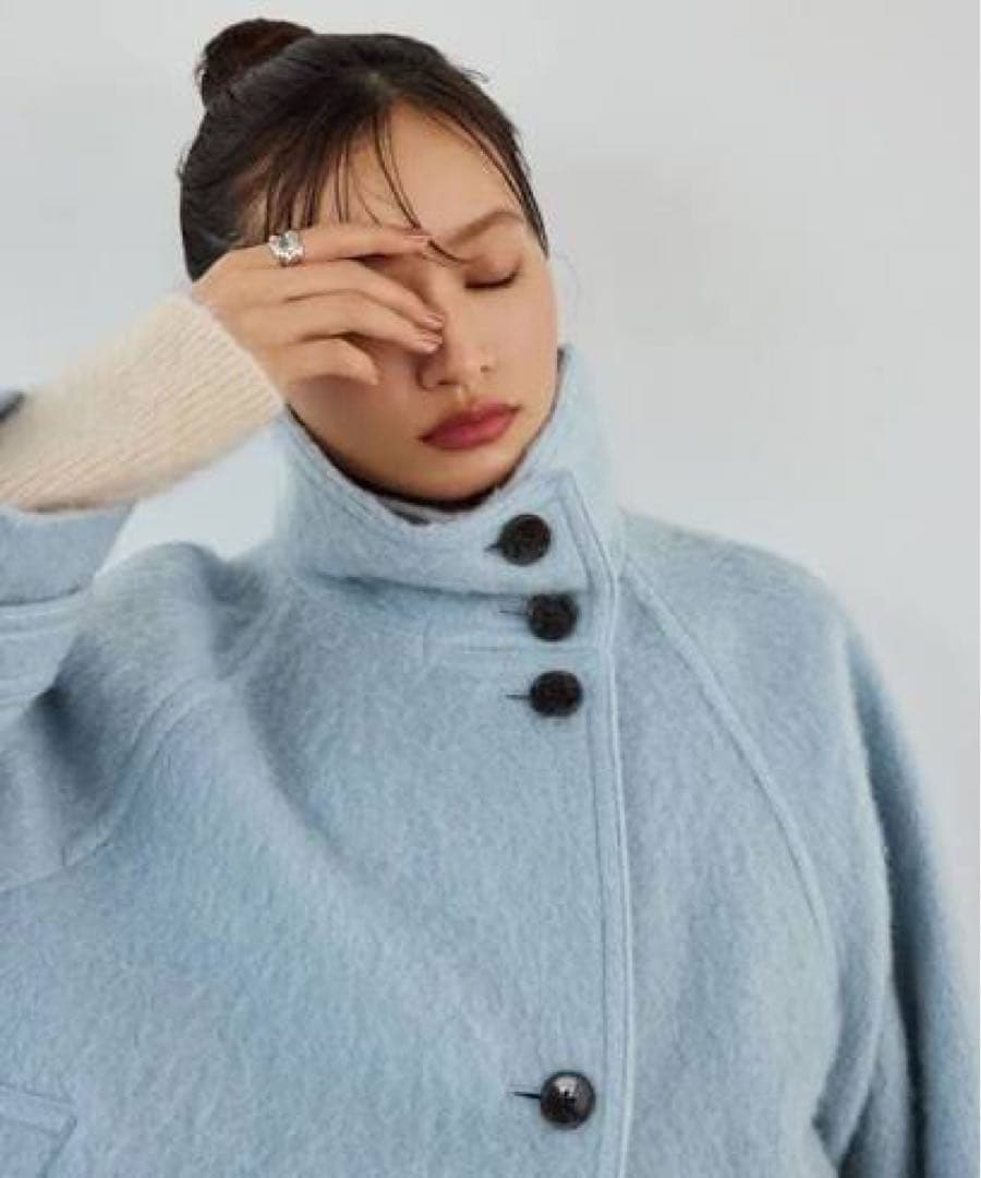 エメルリファインズ スタンドネック シャギー ショートコート