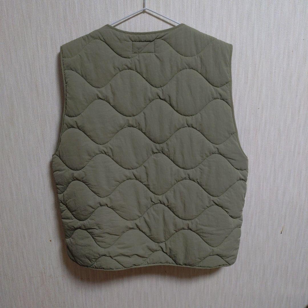 stussy キルティングベスト　Mサイズ　オリーブ