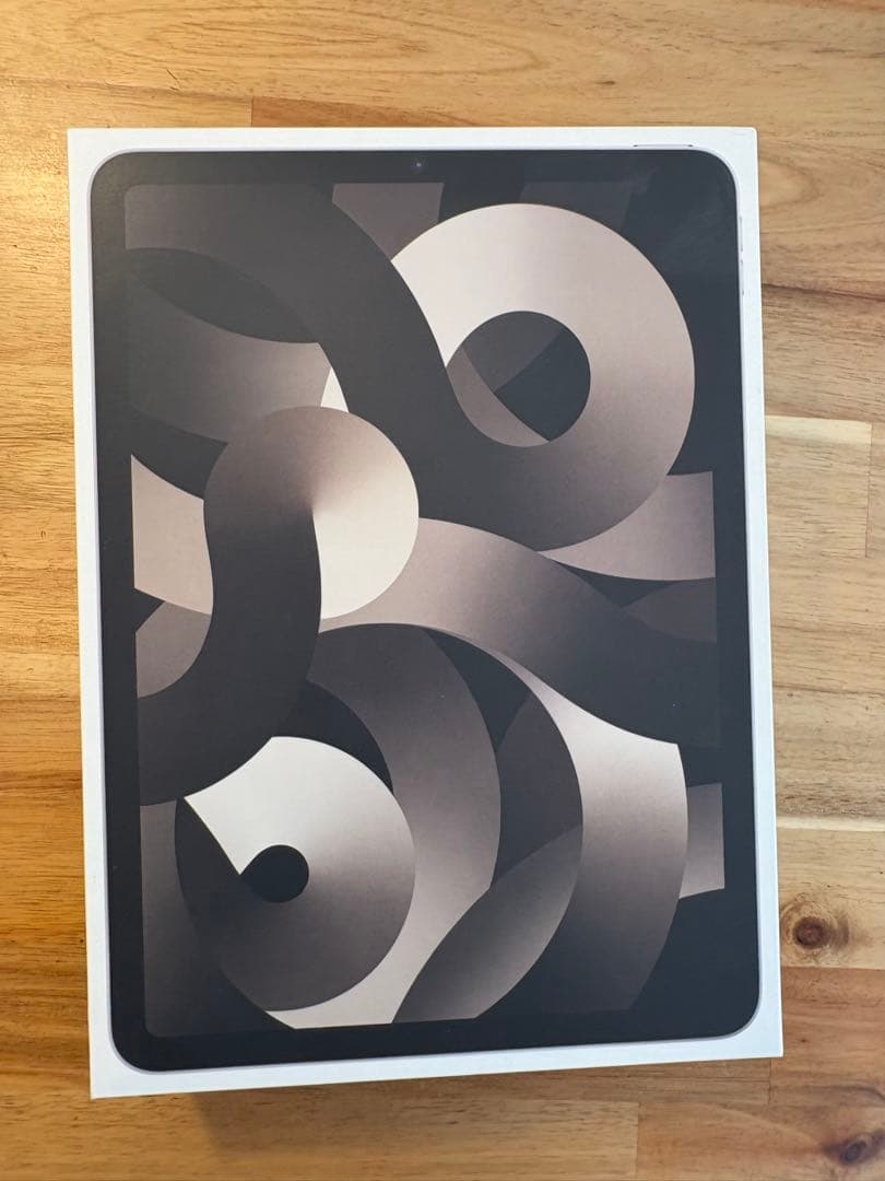 Apple iPad air 第五世代 64gb シルバー 本体　ケース付き美品