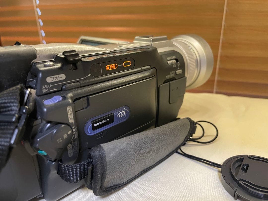SONY DCR-TRV20 ハンディカム　ビデオカメラ　動作品　miniDV