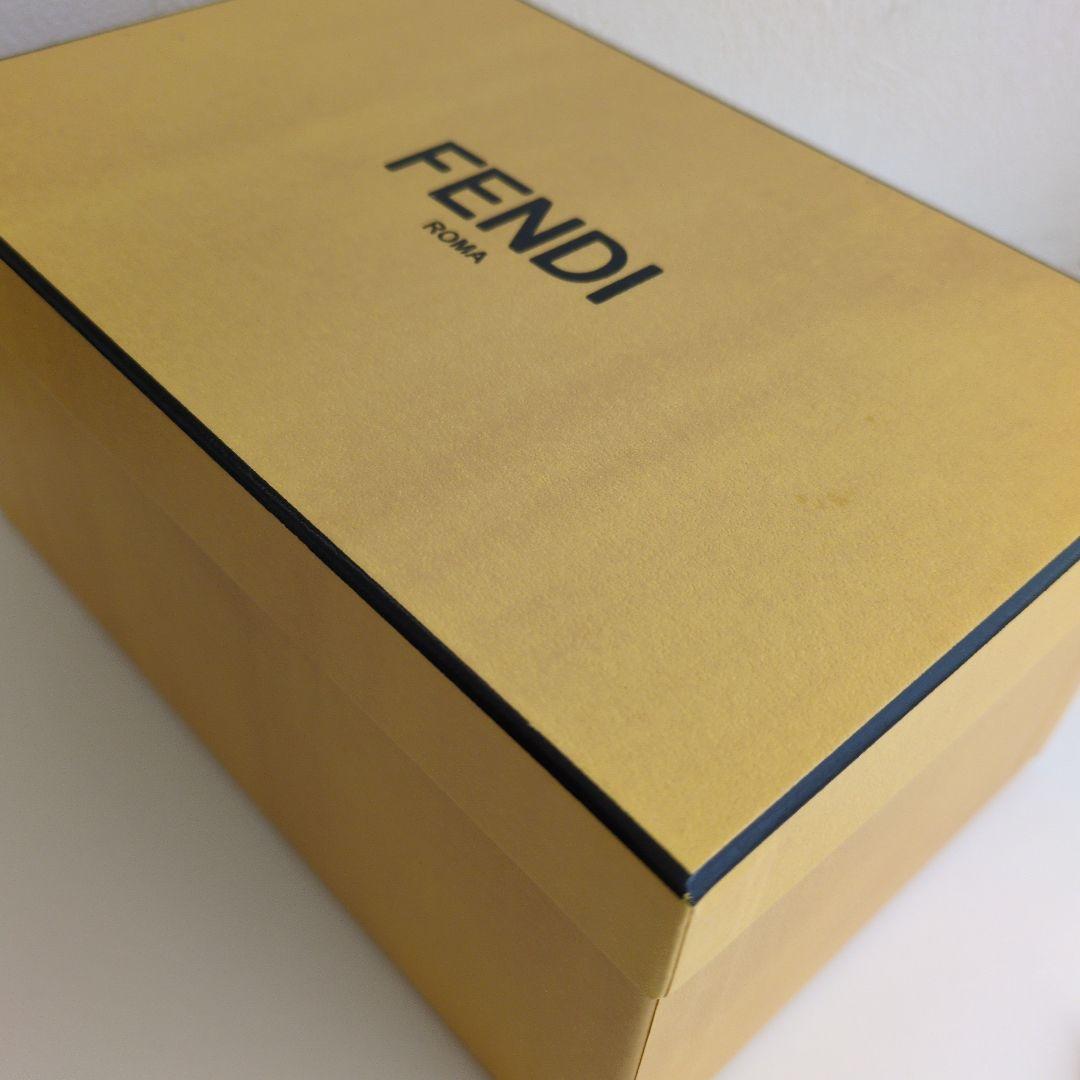 美品FENDI ポンポンチャーム ファー　バックチャーム　マルチカラー