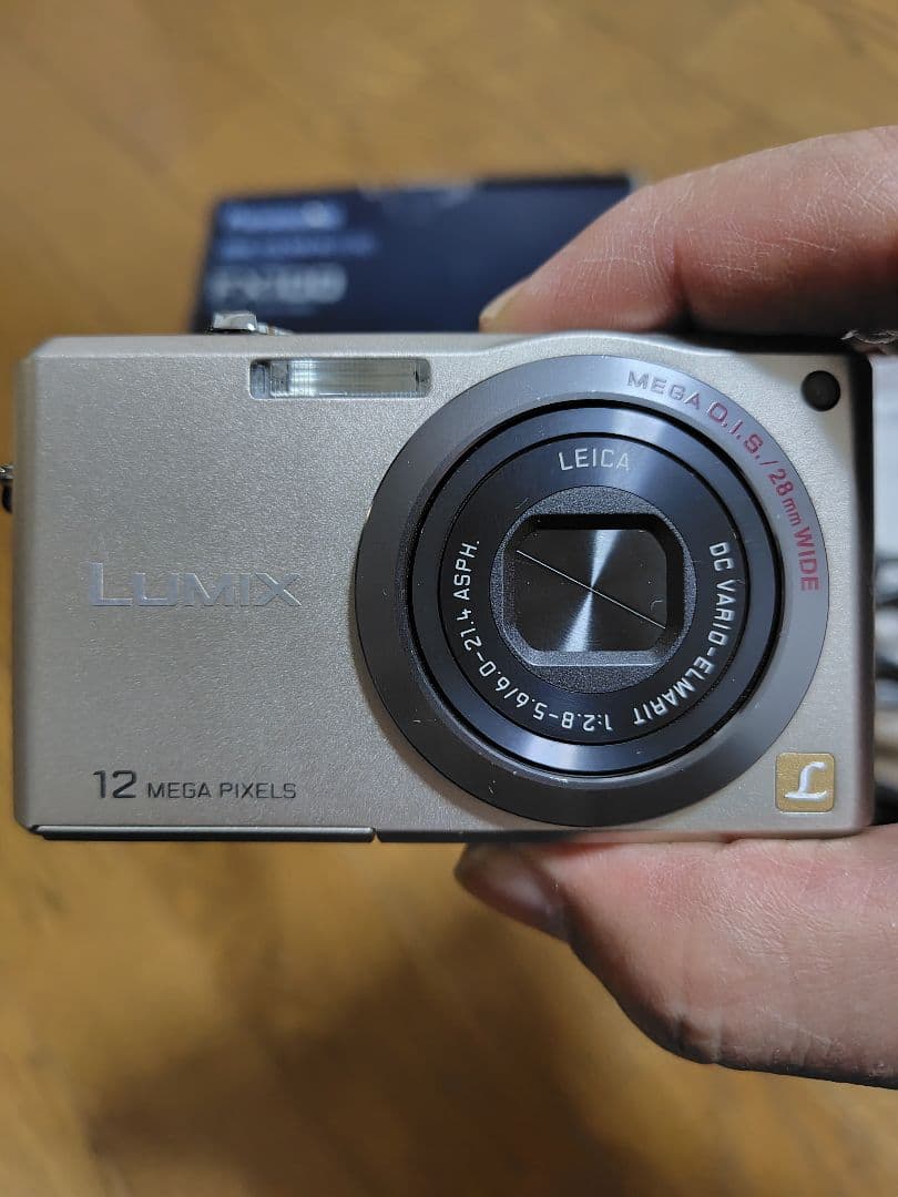 パナソニック PANASONIC LUMIX DMC-FX100-Nゴールド