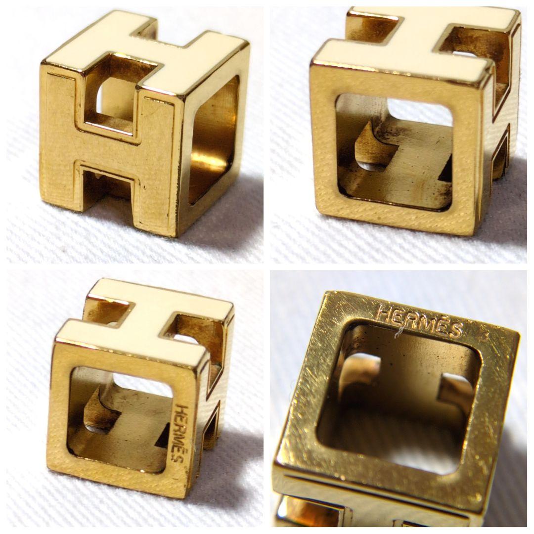美品　エルメス　ゴールド×ベージュ系　カージュドアッシュ　Hキューブ　チャーム