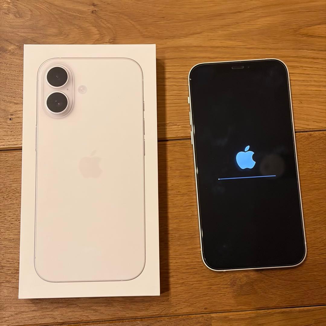 Apple iPhone12 ホワイト 本体