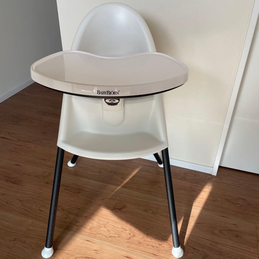 ベビービョルン★ハイチェア★安全ベルトありBabyBjörn ホワイト★ブラック