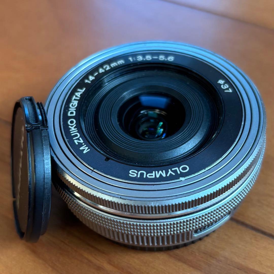 ✨オリンパス 電動パンケーキズームレンズ✨