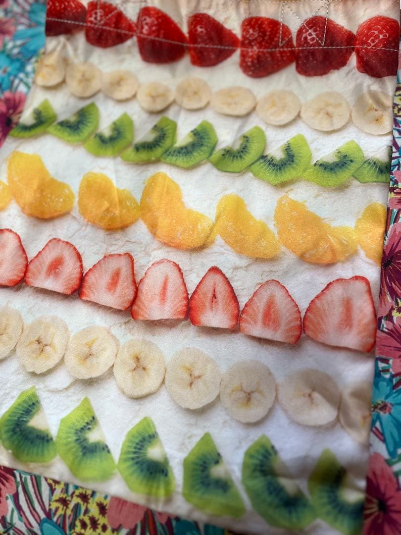 レア♡プリーツプリーズトートバッグ　可愛い♡フルーツ柄