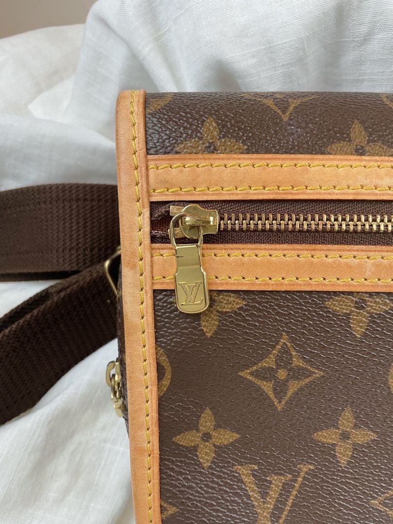 【美品】LOUIS VUITTON ボスフォール バムバッグ ウエストバッグ