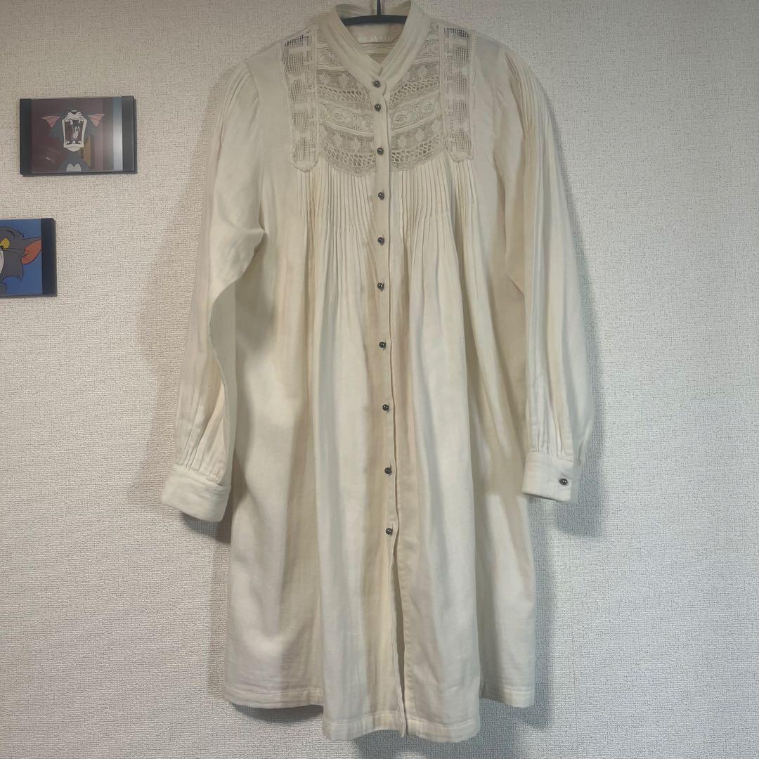 Mi.YA.COアイボリー レースロングシャツ