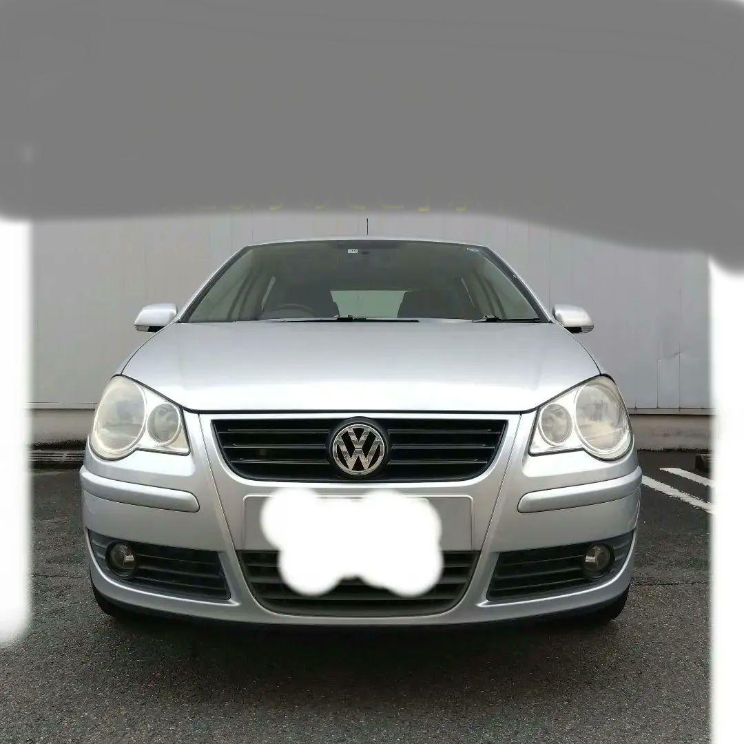 フォルクスワーゲン　ポロ　走行距離少なめ　ベース　低走行