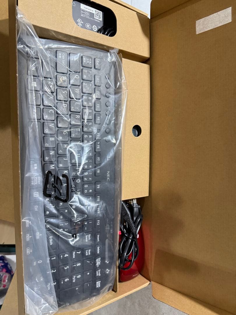 NEC 一体型PC Core i7 初期化済み