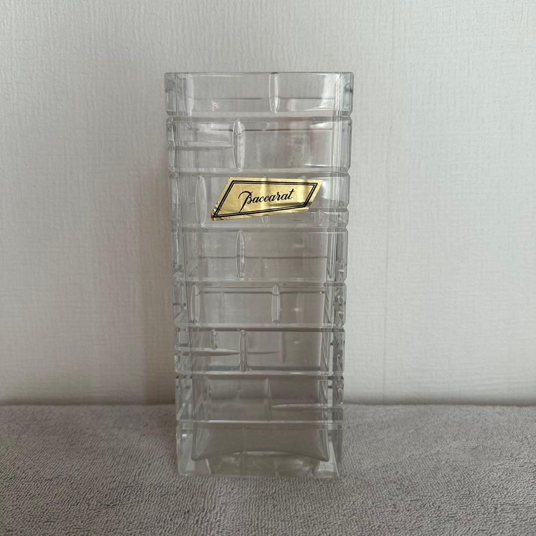 バカラ 花瓶