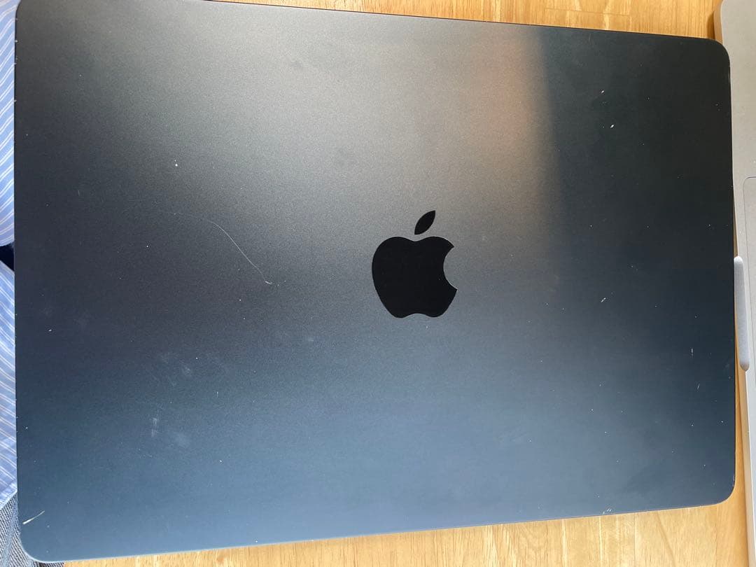 Apple MacBook airスペースグレー 本体　箱、充電器完備