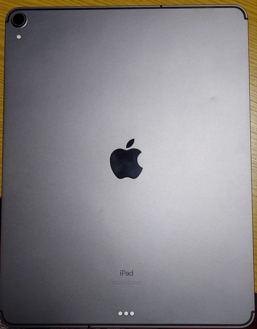 iPad Pro 12.9 64GB Apple スペースグレイ 第３世代