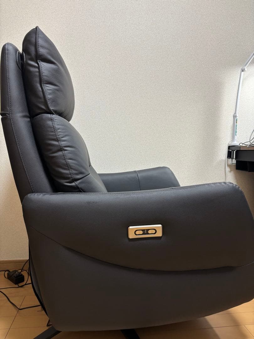 電動リクライニングパーソナルチェア(2モーター LE01 BK) ニトリ-1