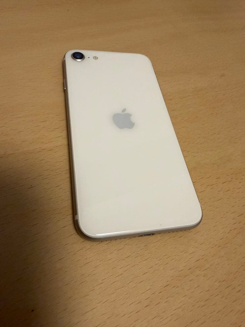 【美品・SIMフリー】iPhone SE 第3世代 64GB シルバー｜初期化済