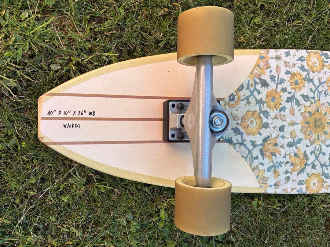 YOW Waikiki サーフスケート
