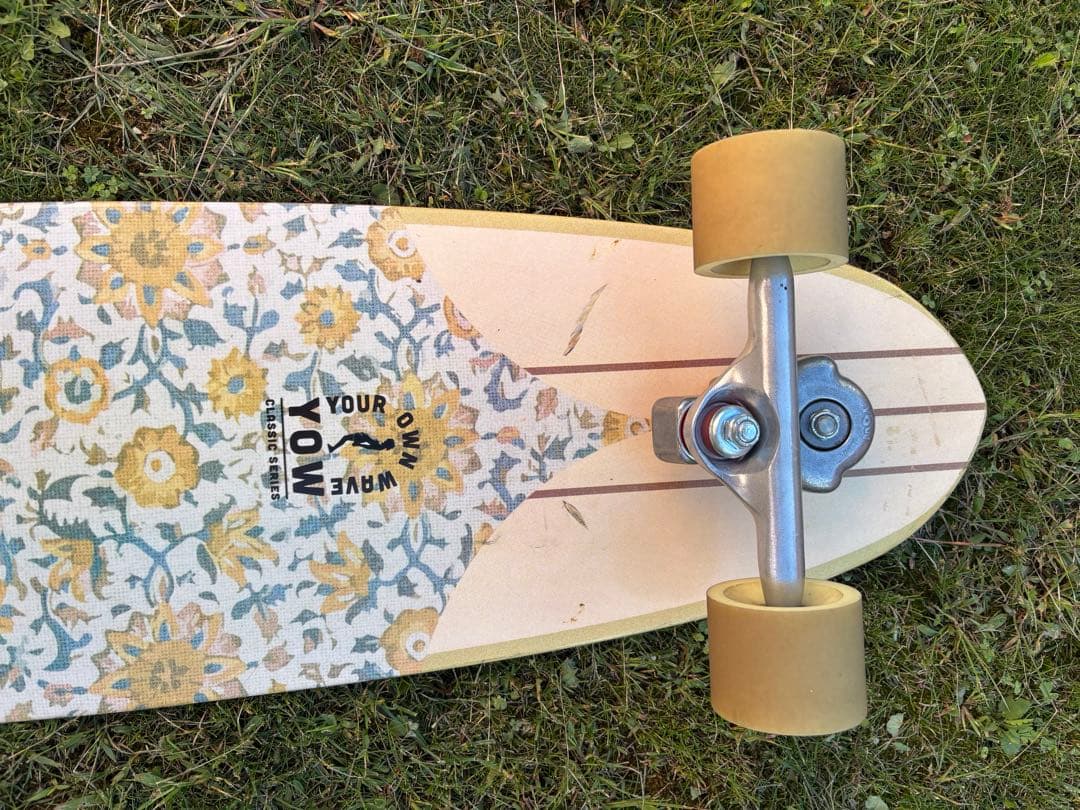 YOW Waikiki サーフスケート