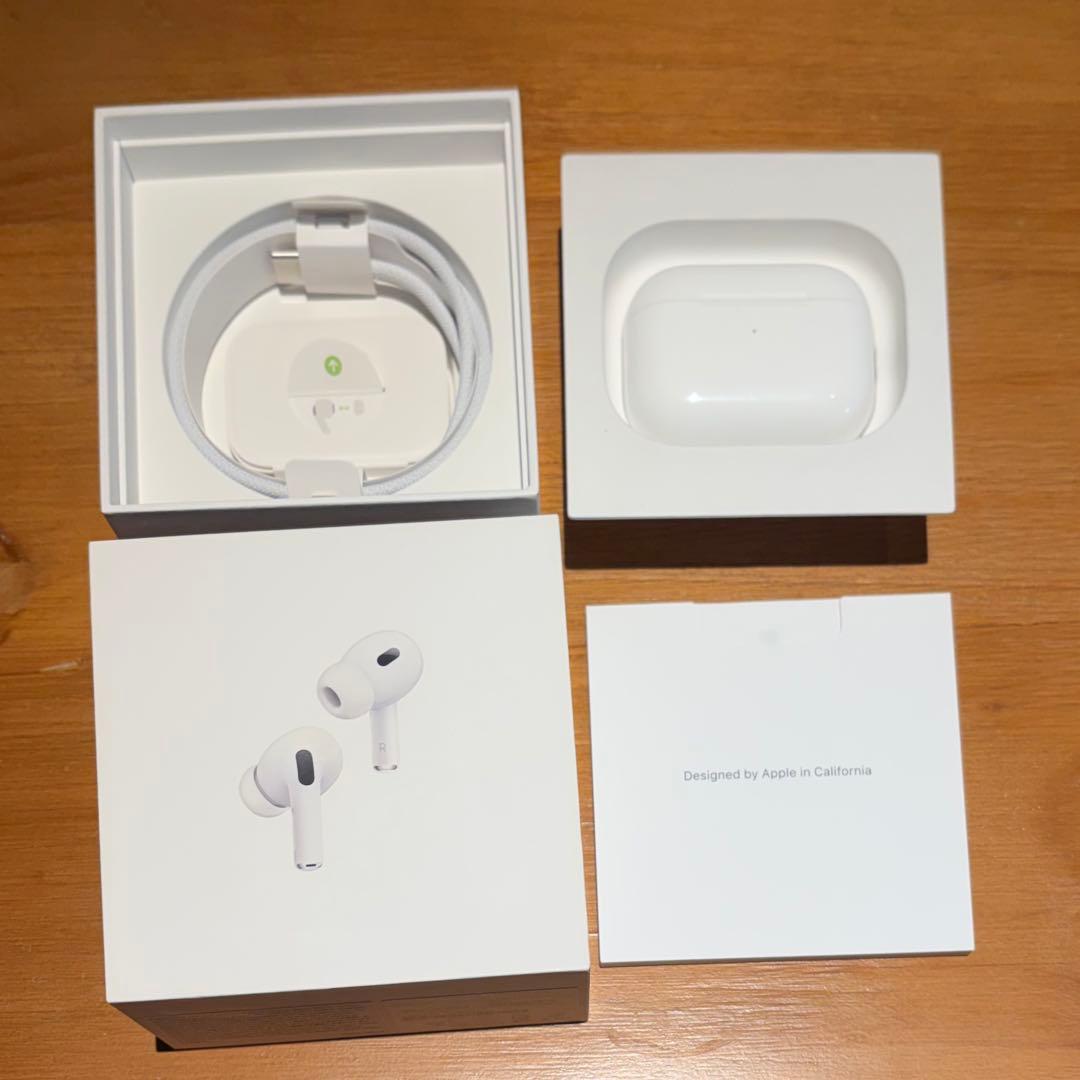 AirPods Pro （第2世代） 本体 充電ケース付き ホワイト