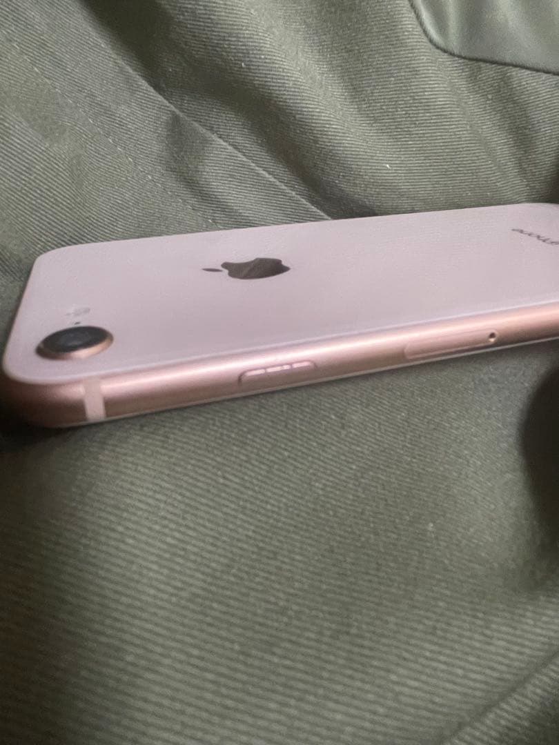 S*）様 Apple iPhone 8 本体　64GB SIMフリー