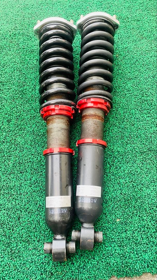 トヨタ クラウン 18系 GRS180/82用 調整可能なコイルオーバーセット