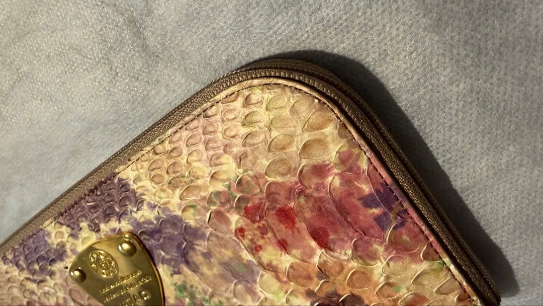 ATAO ヘビ革 マルチカラー 長財布 舵型チャーム付き