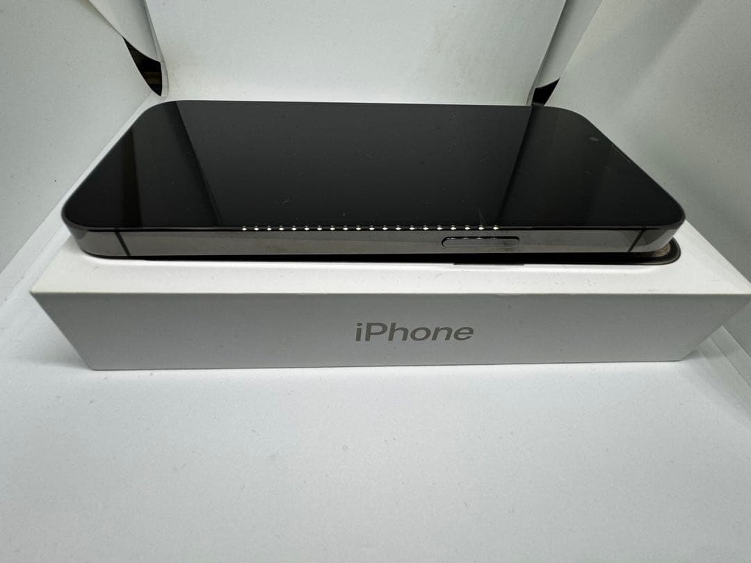 【アイヌン】iPhone 11pro 13pro