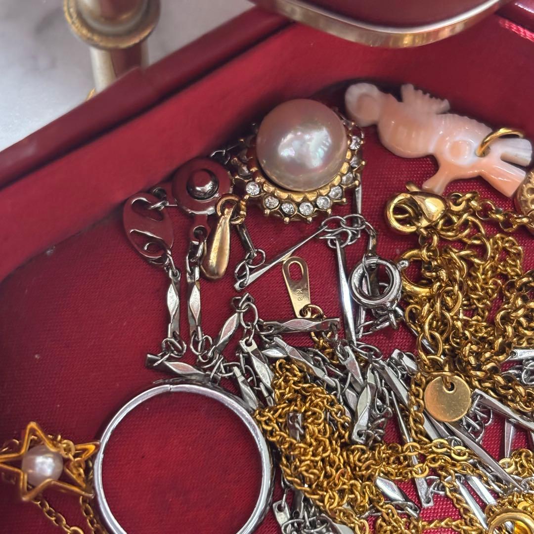 M*a様 遺品整理 アクセサリー ネックレス リング イミテーション ジャンク