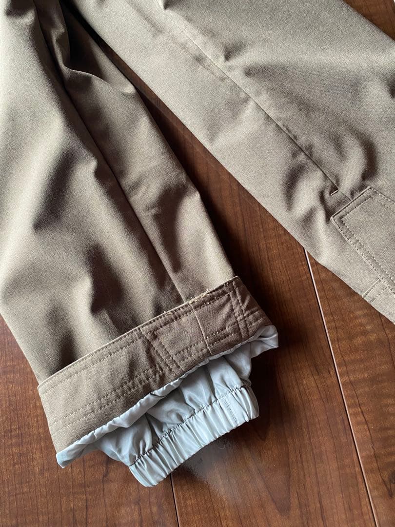 デサント　迷彩柄 子ども用 スキーウェア120-130