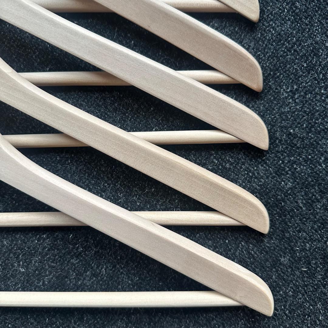 Visvim FIL 木製のスリムデザインハンガー10