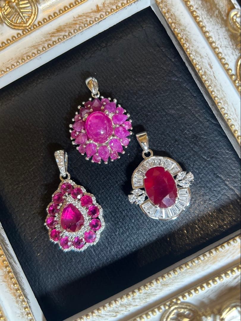 どれみ♬☆*:.。. .。.:*☆❣️ルビーペンダントトップ