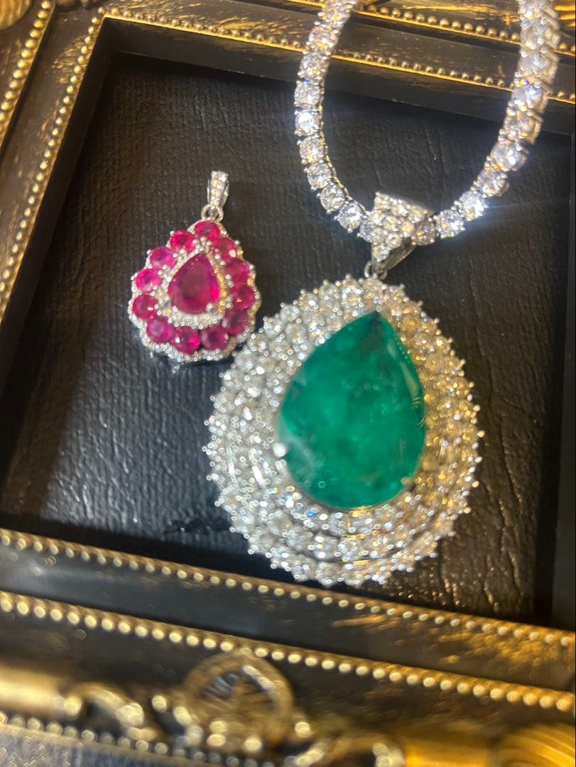 どれみ♬☆*:.。. .。.:*☆❣️ルビーペンダントトップ