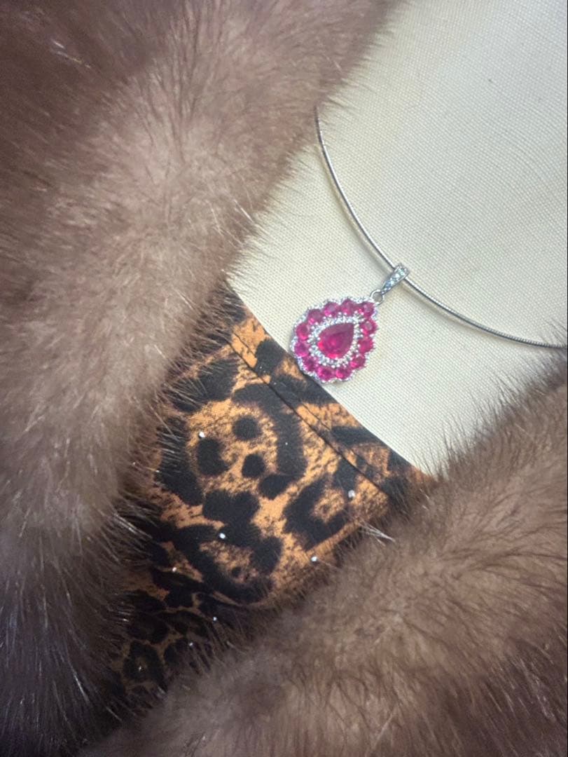 どれみ♬☆*:.。. .。.:*☆❣️ルビーペンダントトップ