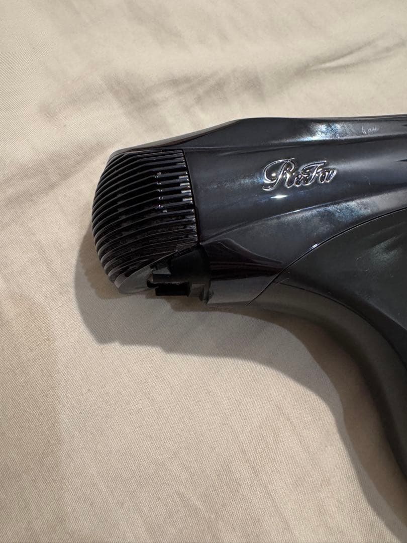 リファビューテック ドライヤー ダブル　海外対応　ブラック　訳あり