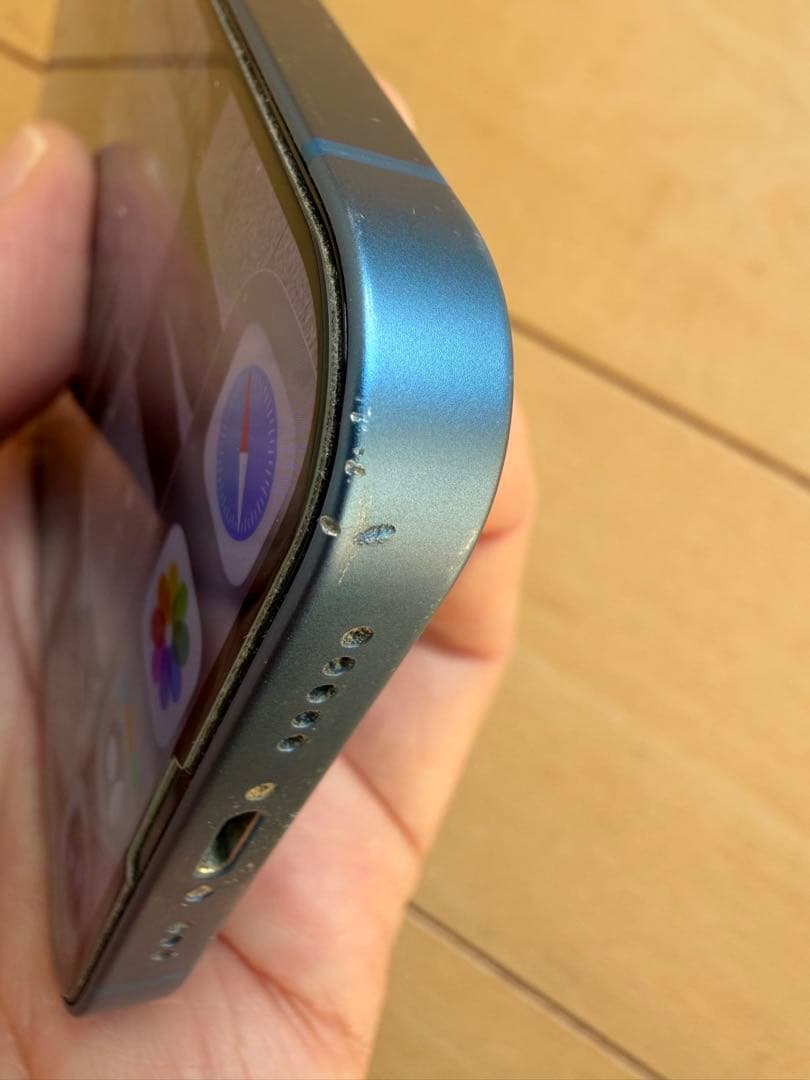 Apple iPhone 13 ブルー