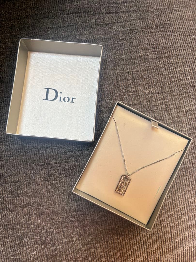 Dior ネックレス タグ 箱あり汚れあり
