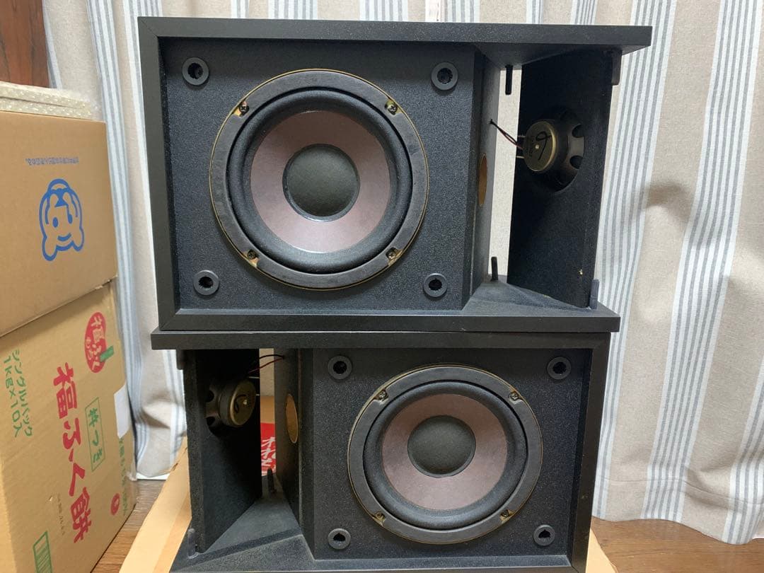 スピーカー・ウーファー bose 201 seri2
