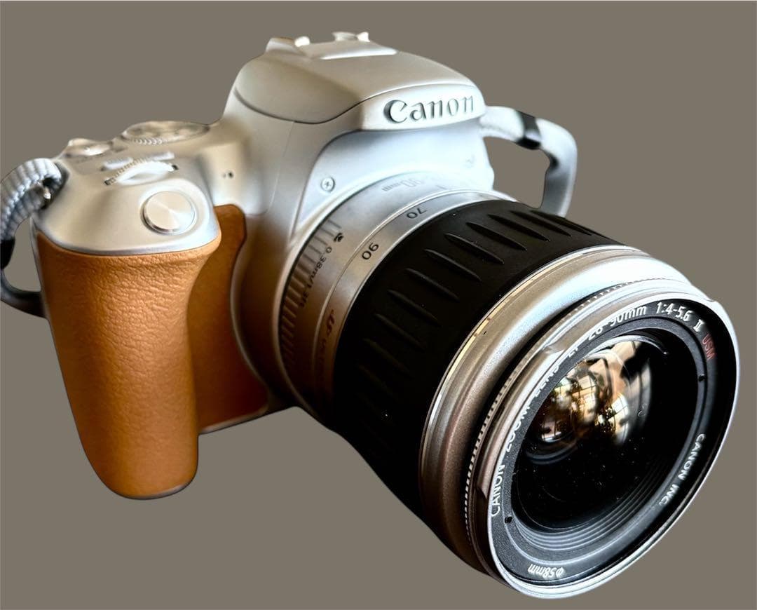 Canon Kiss X9 USMレンズカメラ専門店検品済カメラバッグ他付属