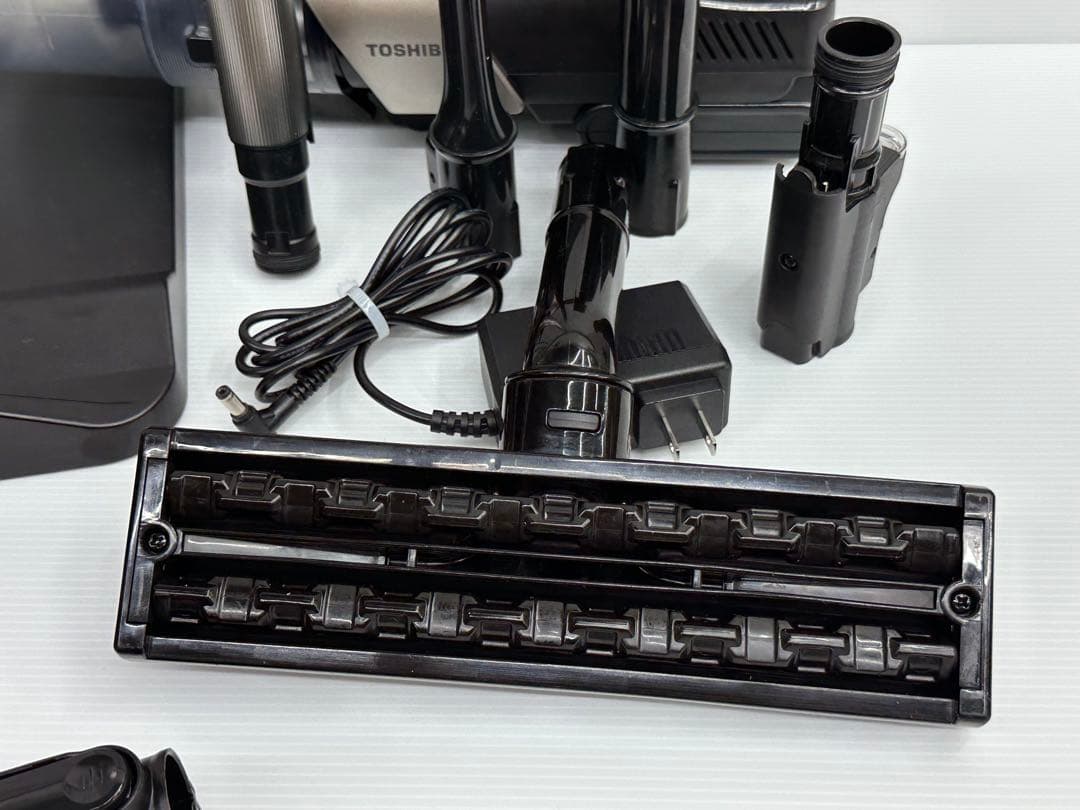 2023年製　東芝　掃除機　VC-CLX350 ハンディー　スティッククリーナー