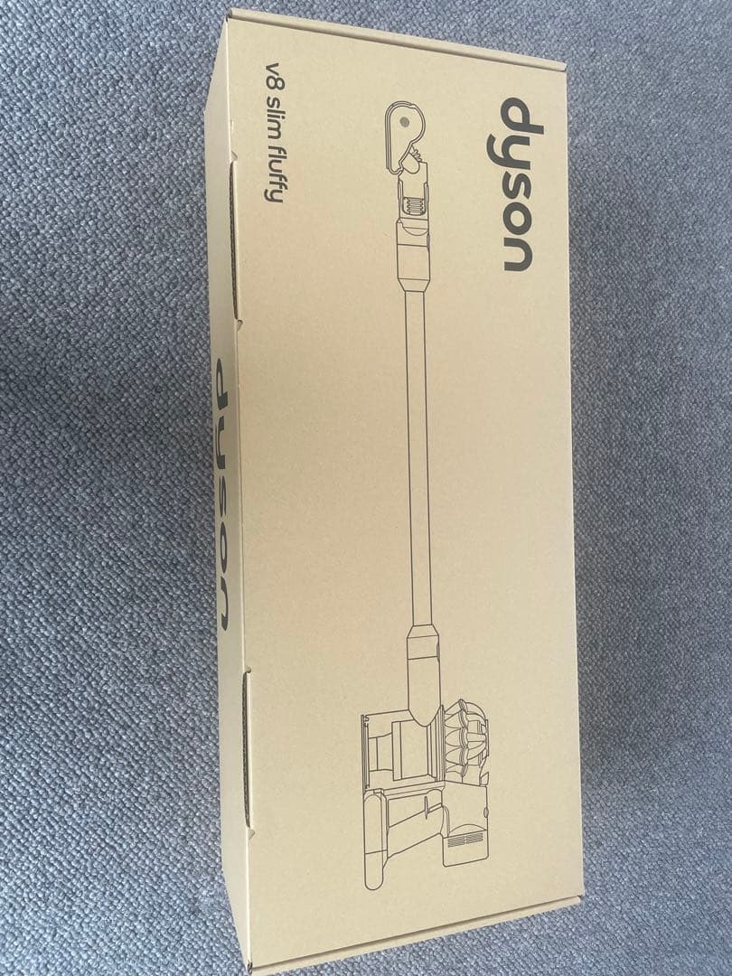 【クッキーマフィン】Dyson V8 slim fluffy「新品未使用」