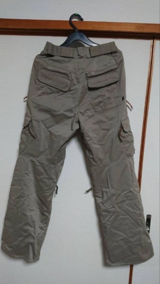 エスティボ　ESTIVOのスノーボードウェア女性Mサイズ　ゴールドウィン　スノボ