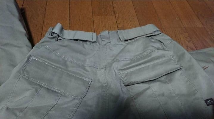 エスティボ　ESTIVOのスノーボードウェア女性Mサイズ　ゴールドウィン　スノボ