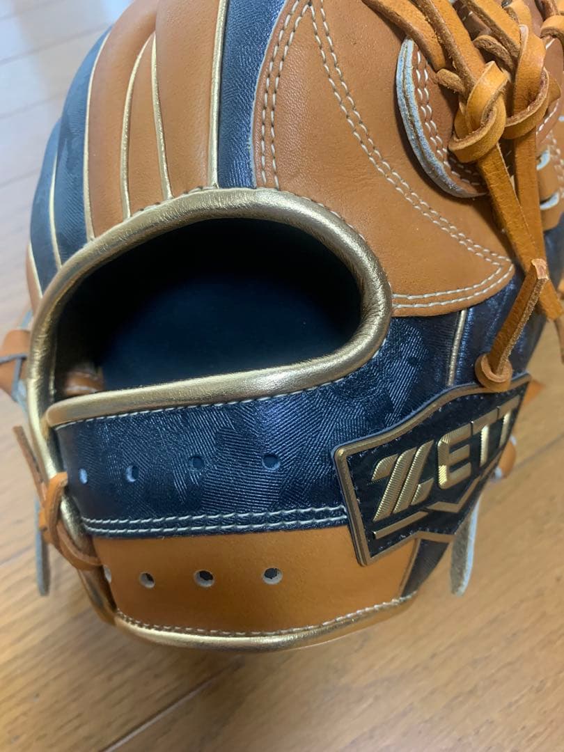 軟式用グローブ　大人外野手用　新品