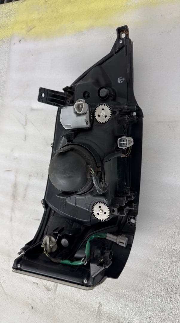 日野ダイナー左ヘットライト